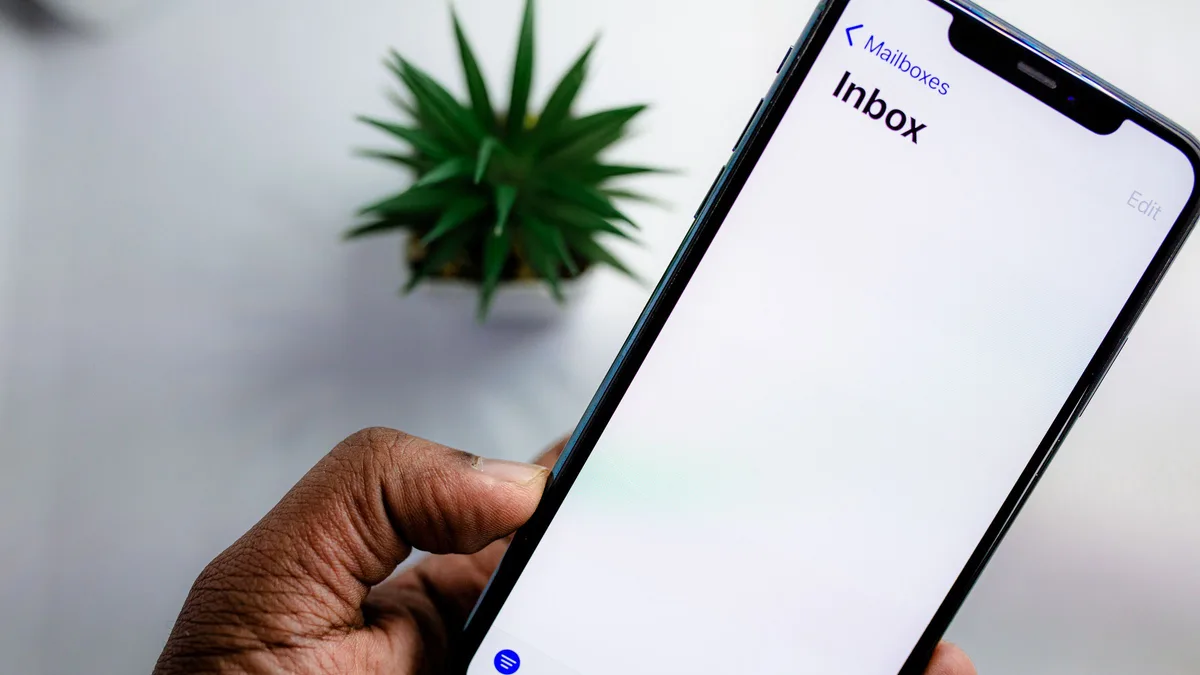 Mailchimp review 2026 — email marketing platform with drag-and-drop builder, automation, and 300+ integrations for small businesses